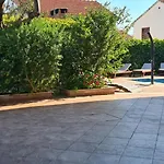 Apartment Mery Supetar