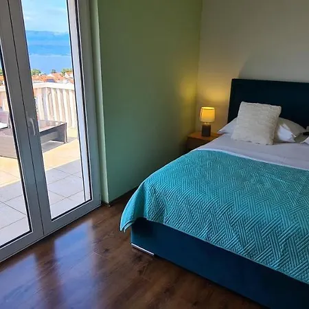 Apartment Mery Supetar