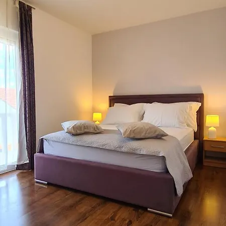 Apartment Mery Supetar