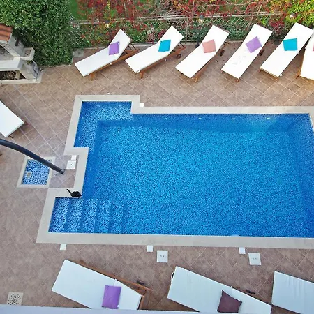 Mery Apartment Supetar