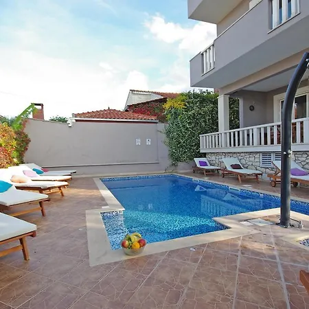 Mery Apartment Supetar
